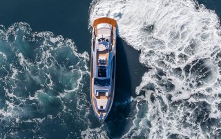 Pershing Yacht Turning